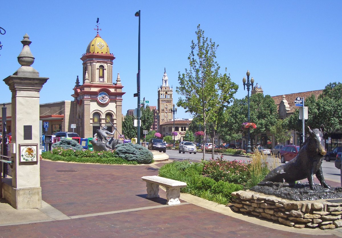 Country Club Plaza, MO - Country Club Plaza - Wikipedia
